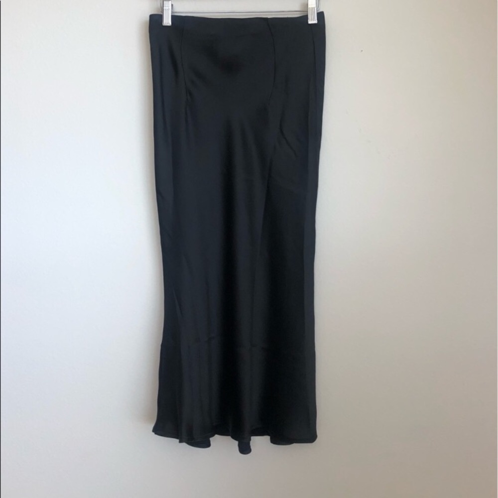 Rachel Zoe Classic Black Mid Bias Skirt Size M